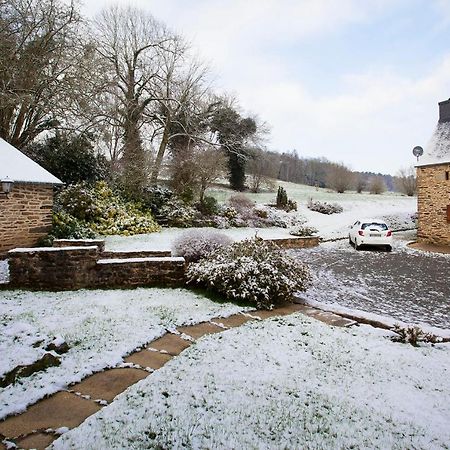 Stone Cottage With Modern Cosy Interior Near To Josselin Perfect Retreat For Writers Or Star Gazers Guégon Esterno foto